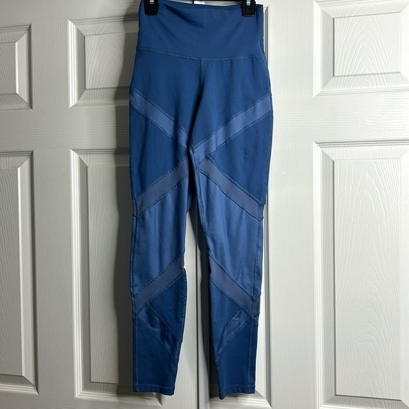 Offline By Aerie Hi Rise The Hugger Legging Blue S - Picture 1 of 5